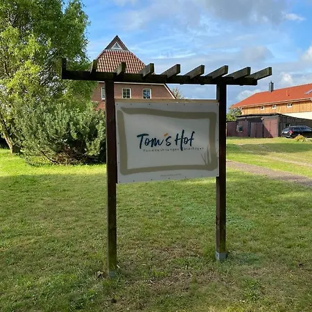 Tom's Hof Apartamento *