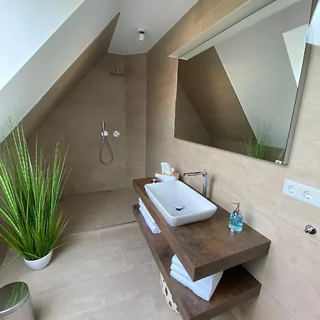 Tom's Hof Apartamento *