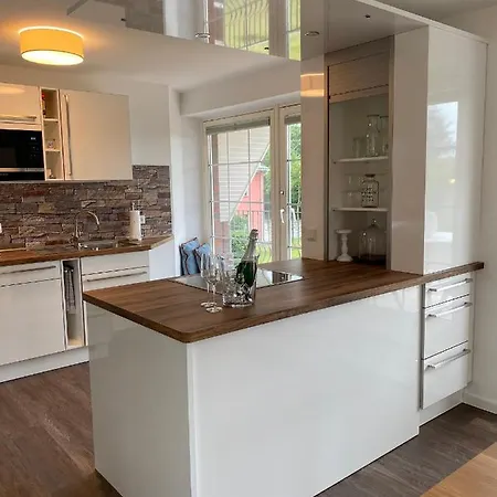 Tom's Hof Apartamento Dierhagen