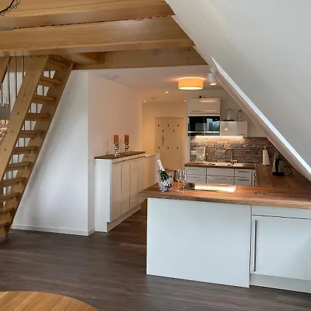 Tom's Hof 奥茨塞巴德·迪尔哈根