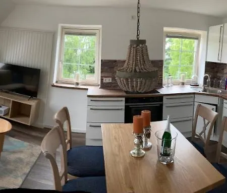 Tom's Hof Apartamento Dierhagen